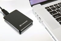 schone transcend esd400 externe ssd festplatte 256gb 46 cm 18 zoll usb 30 schwarz foto