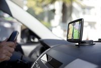 wunderbare tomtom start 42 navigationsgerat 109 cm 43 zoll display lebenslang karten updates fahrspurassistent karten von 45 landern europas bild