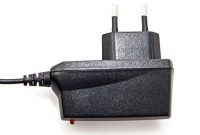 fantastische caseroxx handy ladekabel mini usb kabel fur garmin drive smart 60 lmt d hochwertiges ladegerat mit netzteil zum aufladen flexibles stabiles kabel in schwarz foto