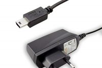 schone caseroxx handy ladekabel mini usb kabel fur garmin drive smart 60 lmt d hochwertiges ladegerat mit netzteil zum aufladen flexibles stabiles kabel in schwarz foto