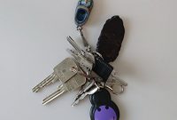 wunderbare schlusselfinder funk key finder der schnelle weg dinge zu finden der key beeper ist mit akustisch 75db ein lauter tracker zubehor 1 sender 4 empfanger sowie 5 2 extra batt bild