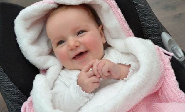 ausgezeichnete babys only fusssack babyschale autositz gestrickt baby rosa foto